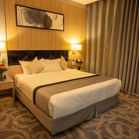 Laten Suites Andalus Mall Djedda Buitenkant foto