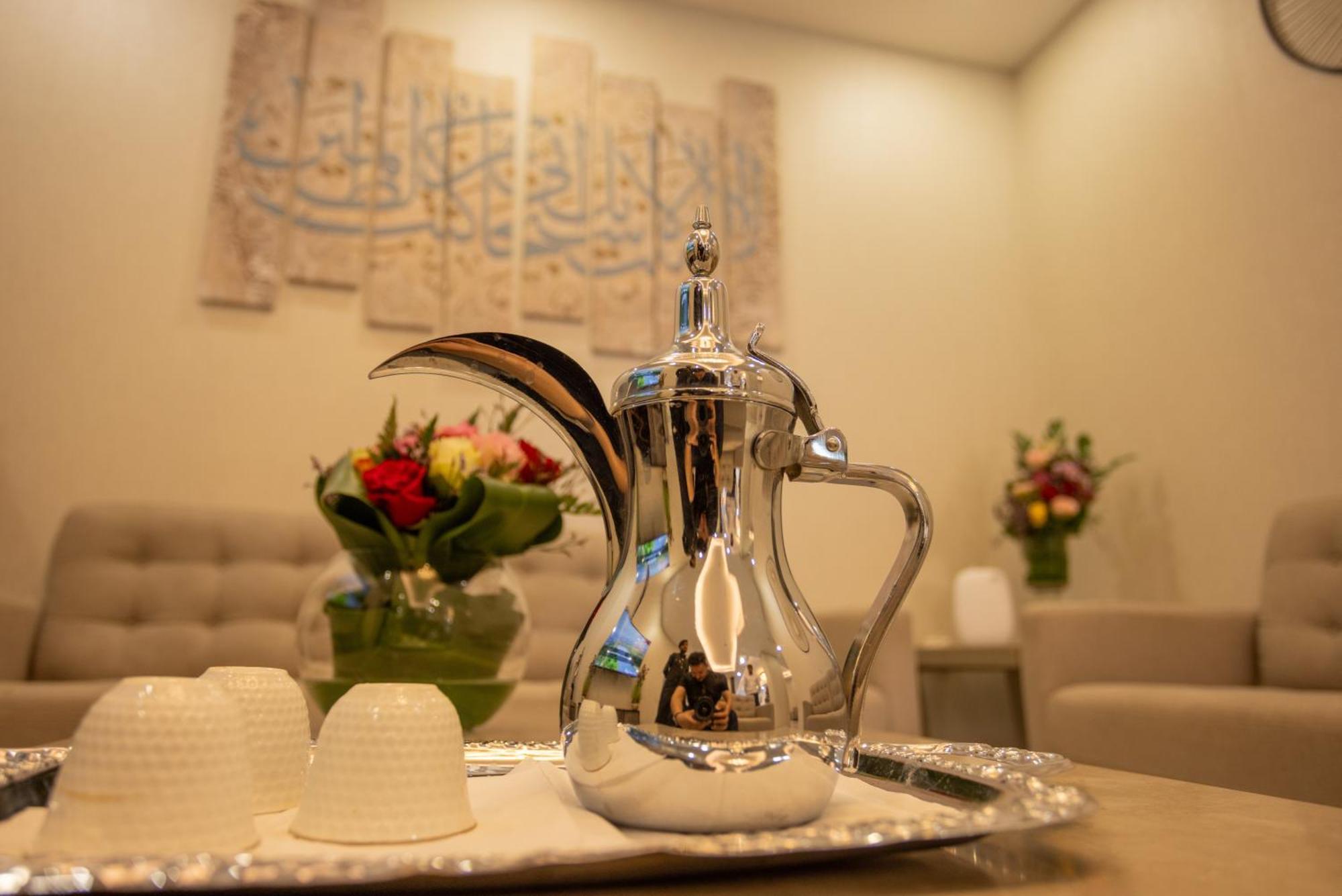 Laten Suites Andalus Mall Djedda Buitenkant foto